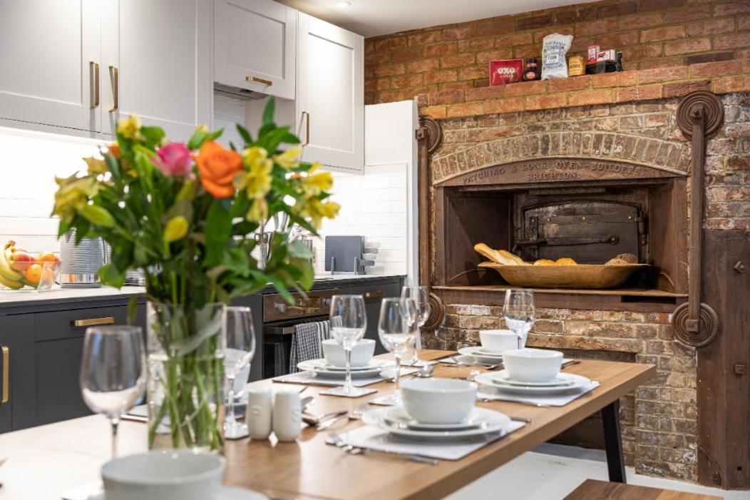 The Bakery A Renovated Gem In Central * Brighton